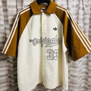 adidas Cream & Mustard Baseball-Style Short Sleeve Shirt